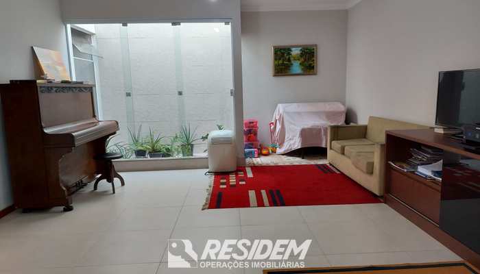 Casa, código 99524300 em Bauru, bairro Nobuji Nagasawa