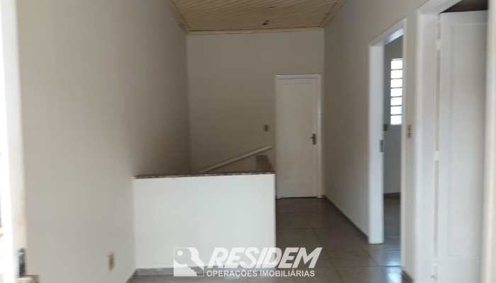 Sobrado, código 99524636 em Bauru, bairro Centro