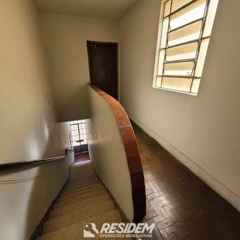 Casa em Bauru, bairro Centro