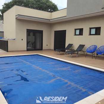 Casa de Condomínio em Bauru, bairro Jardim Shangri-Lá