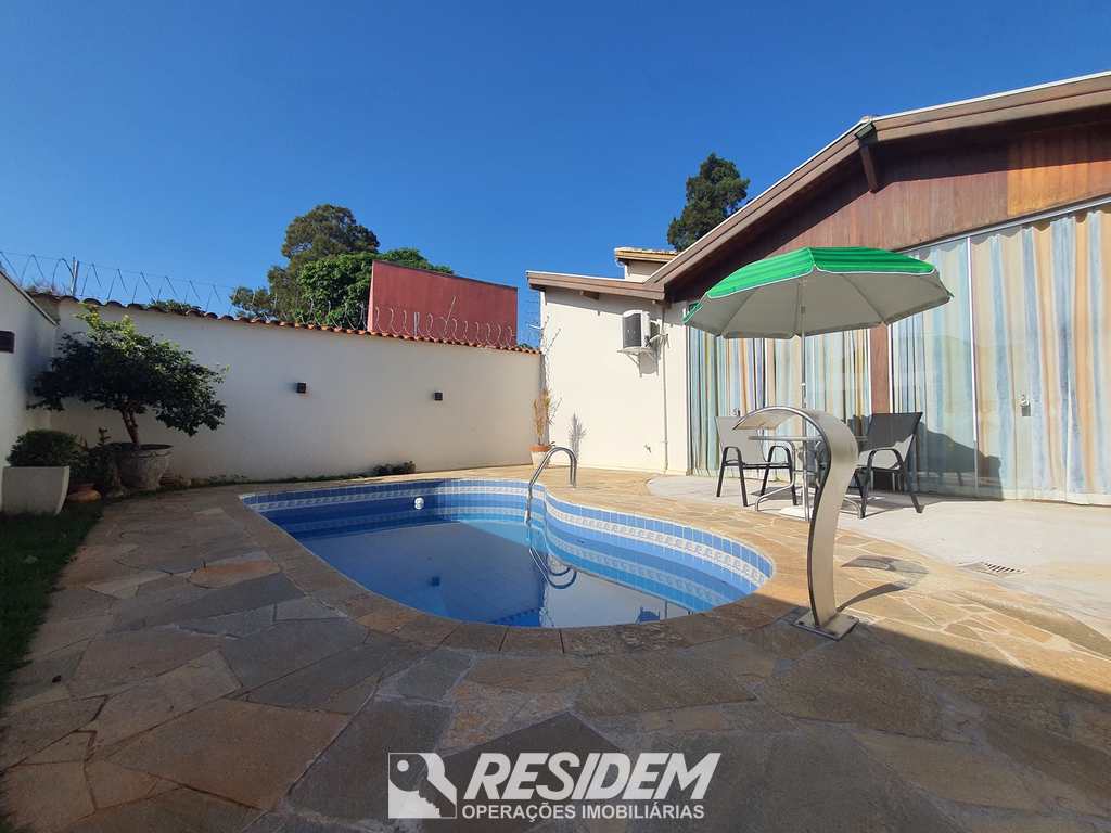 Casa em Bauru, no bairro Jardim Colonial