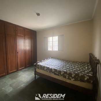 Casa em Bauru, bairro Rio Verde