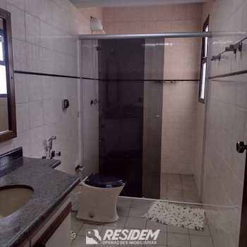 Apartamento em Bauru, bairro Centro