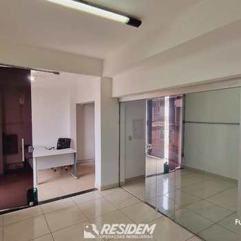Casa em Bauru, bairro Centro