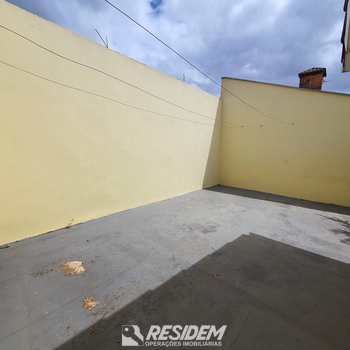 Casa em Bauru, bairro Núcleo Habitacional Mary Dota