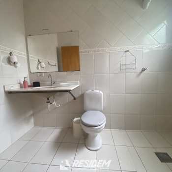 Casa Comercial em Bauru, bairro Centro
