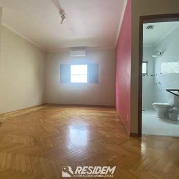 Casa Comercial em Bauru, bairro Centro