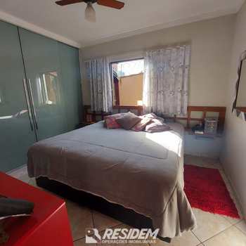 Casa em Bauru, bairro Geisel