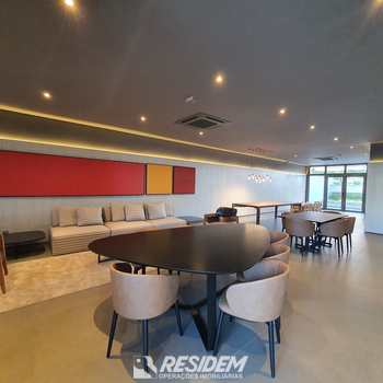 Apartamento em Bauru, bairro Jardim Estoril IV