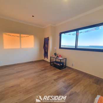 Casa em Agudos, bairro Centro