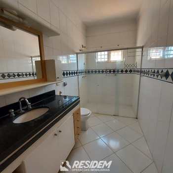 Casa em Bauru, bairro Vila Giunta