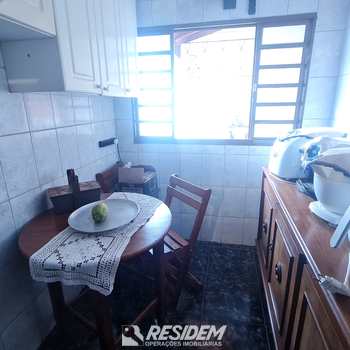Casa em Bauru, bairro Parque Giansante