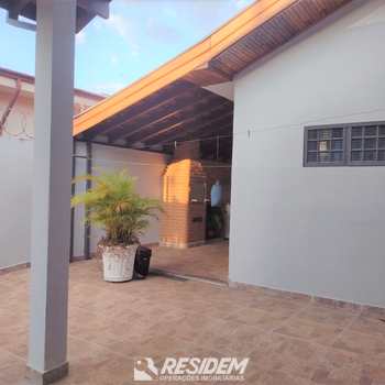 Casa em Bauru, bairro Vila Quaggio