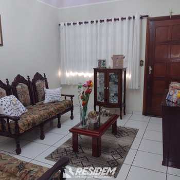 Casa em Bauru, bairro Vila Quaggio