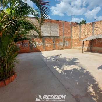 Casa em Bauru, bairro Parque Santa Cândida