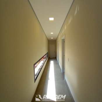 Casa em Bauru, bairro Jardim Shangri-Lá