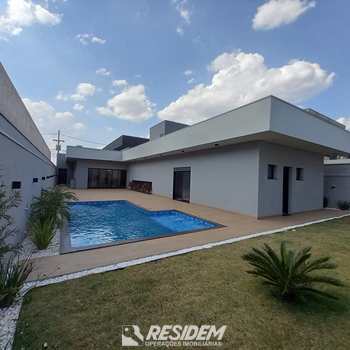 Casa em Bauru, bairro Jardim Shangri-Lá