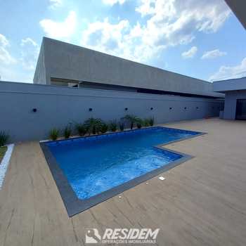 Casa em Bauru, bairro Jardim Shangri-Lá