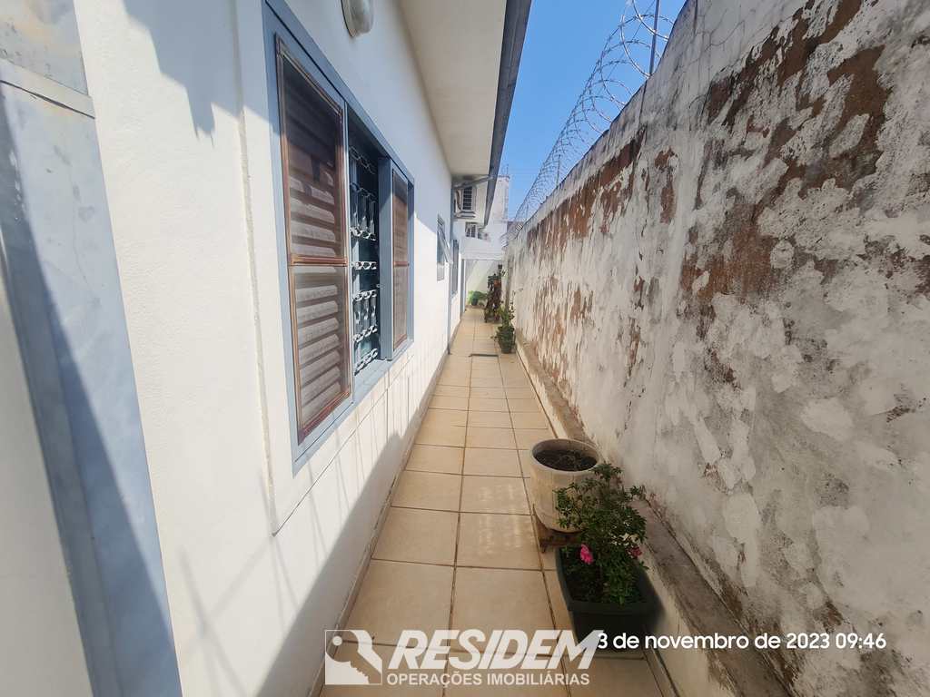Casa em Bauru, no bairro Vila Industrial
