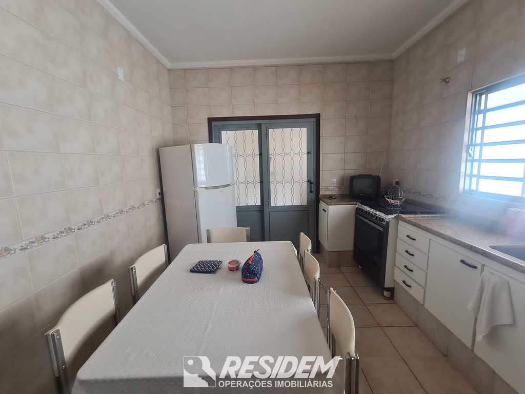 Casa em Bauru, no bairro Vila Industrial