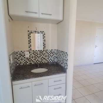 Apartamento em Bauru, bairro Vila Giunta