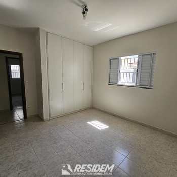Casa em Bauru, bairro Jardim Estoril