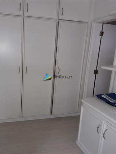 Apartamento, código 7624 em Santos, bairro Boqueirão