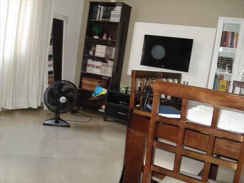 Apartamento, código 7438 em Santos, bairro Boqueirão