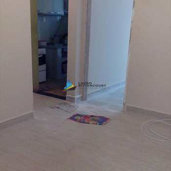 Apartamento em Praia Grande, bairro Canto do Forte