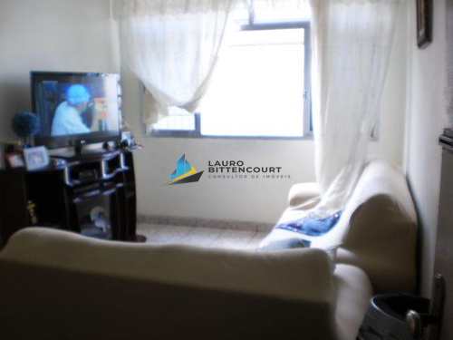 Apartamento, código 4332 em Santos, bairro Macuco