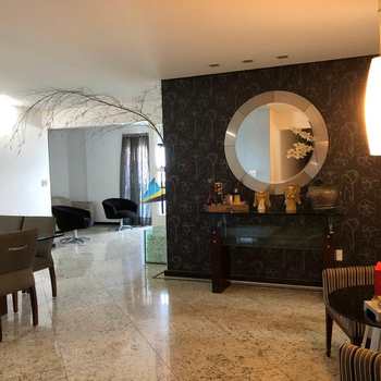 Apartamento em Praia Grande, bairro Canto do Forte