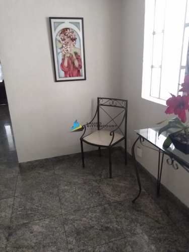 Apartamento, código 8529 em Santos, bairro Embaré