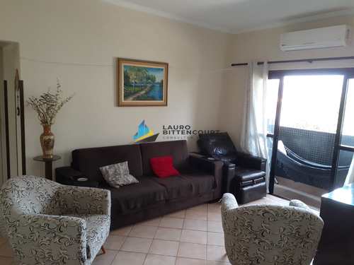 Apartamento, código 8551 em Santos, bairro Embaré