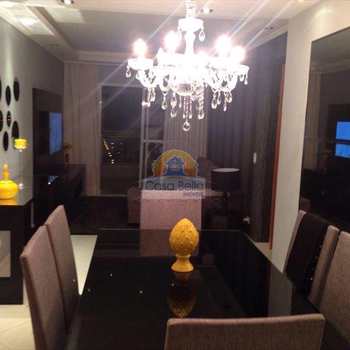 Apartamento em Praia Grande, bairro Tupi