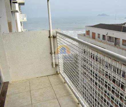 Apartamento, código 2990 em Guarujá, bairro Praia das Pitangueiras