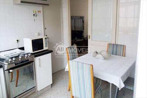 Apartamento, código 2814 em Santos, bairro Embaré