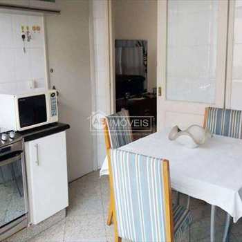 Apartamento em Santos, bairro Embaré