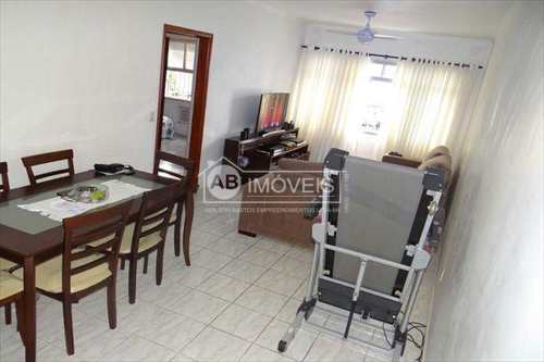 Apartamento, código 2709 em Santos, bairro Embaré