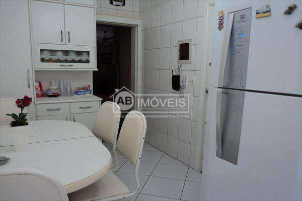 Apartamento em Santos, no bairro José Menino