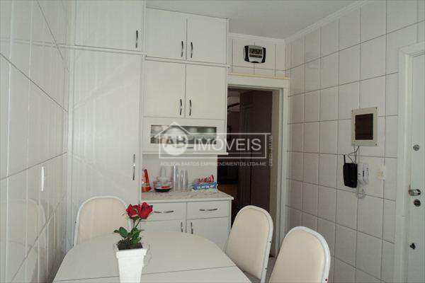 Apartamento em Santos, no bairro José Menino