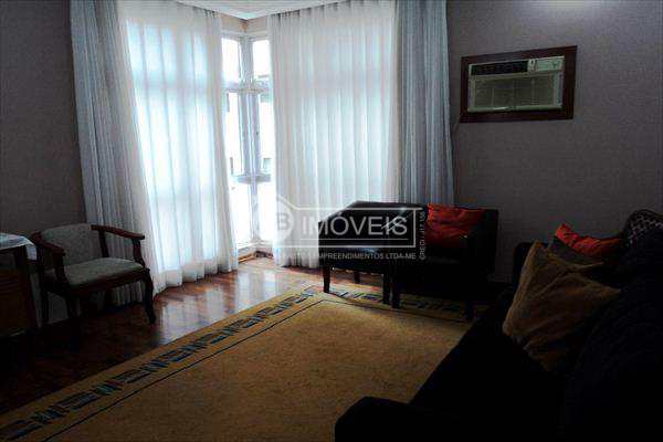 Apartamento em Santos, no bairro José Menino