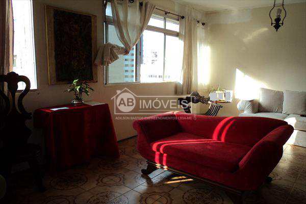 Apartamento em Santos, no bairro Gonzaga