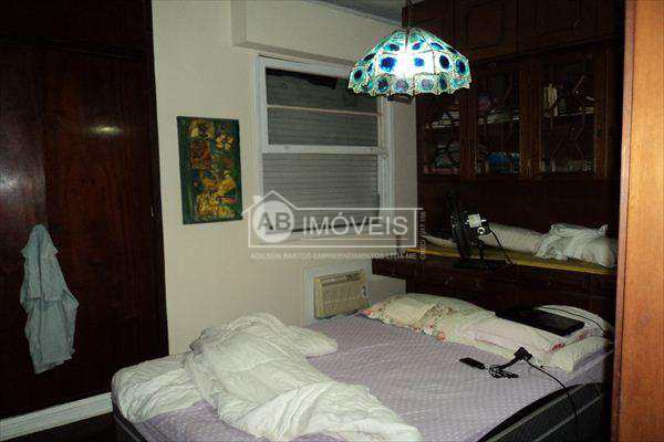 Apartamento em Santos, no bairro Gonzaga