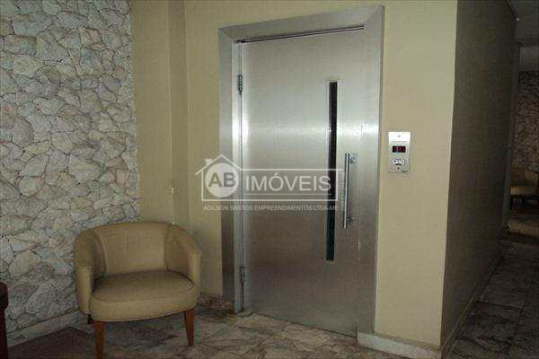 Apartamento em Santos, no bairro Gonzaga