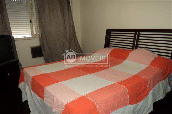 Apartamento em Santos, no bairro Gonzaga