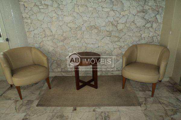 Apartamento em Santos, no bairro Gonzaga