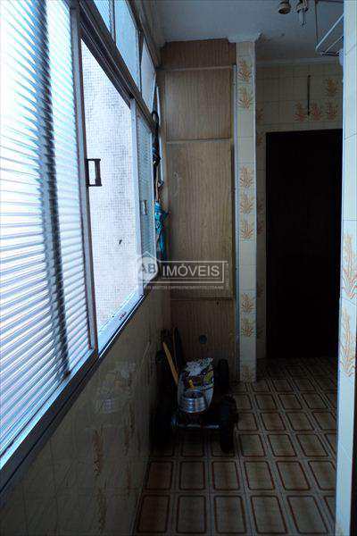 Apartamento em Santos, no bairro Gonzaga