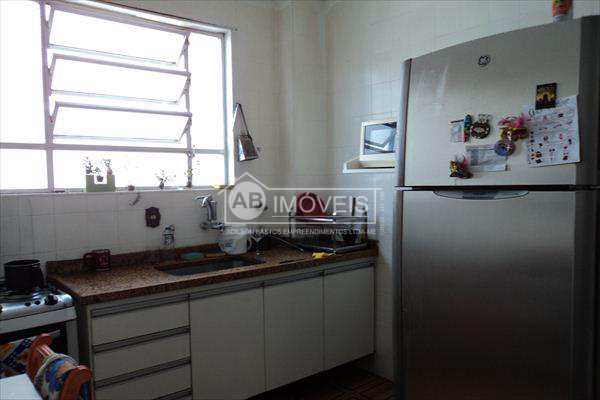 Apartamento em Santos, no bairro Gonzaga
