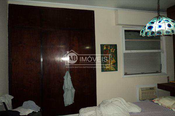 Apartamento em Santos, no bairro Gonzaga