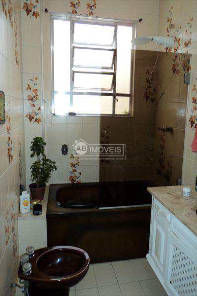 Apartamento em Santos, no bairro Gonzaga